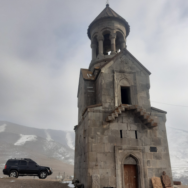Անհատական / Պտղնիի տաճար, Արամուսի  Ծիրանավոր Սուրբ Նշան եկեղեցի, Սուրբ Պողոս-Պետրոս եկեղեցական համալիր,  Կապտավանք